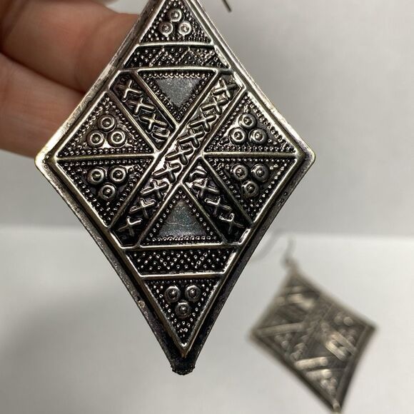 Diamond Shaped Earrings 2.5” Drop - Picture 4 of 6